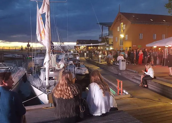 Higly Rated Superhost In Citycenter Lejlighed Tønsberg